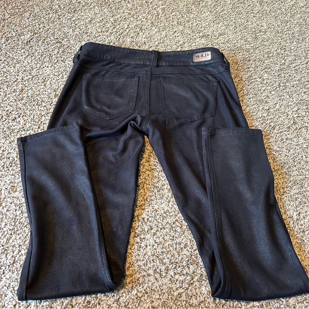 Design Labs SOHO Super Skinny leather look pants. Size 27